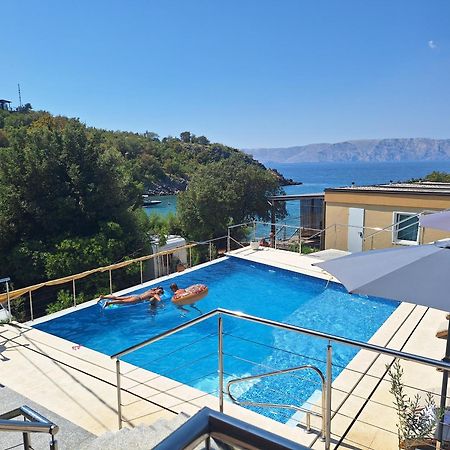 Boora Glamp Experience & Heated Infinity Pool Hotell Senj  Exteriör bild