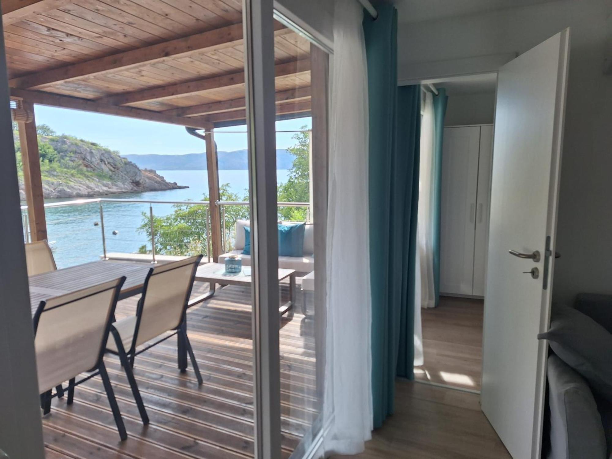 Boora Glamp Experience & Heated Infinity Pool Hotell Senj  Exteriör bild