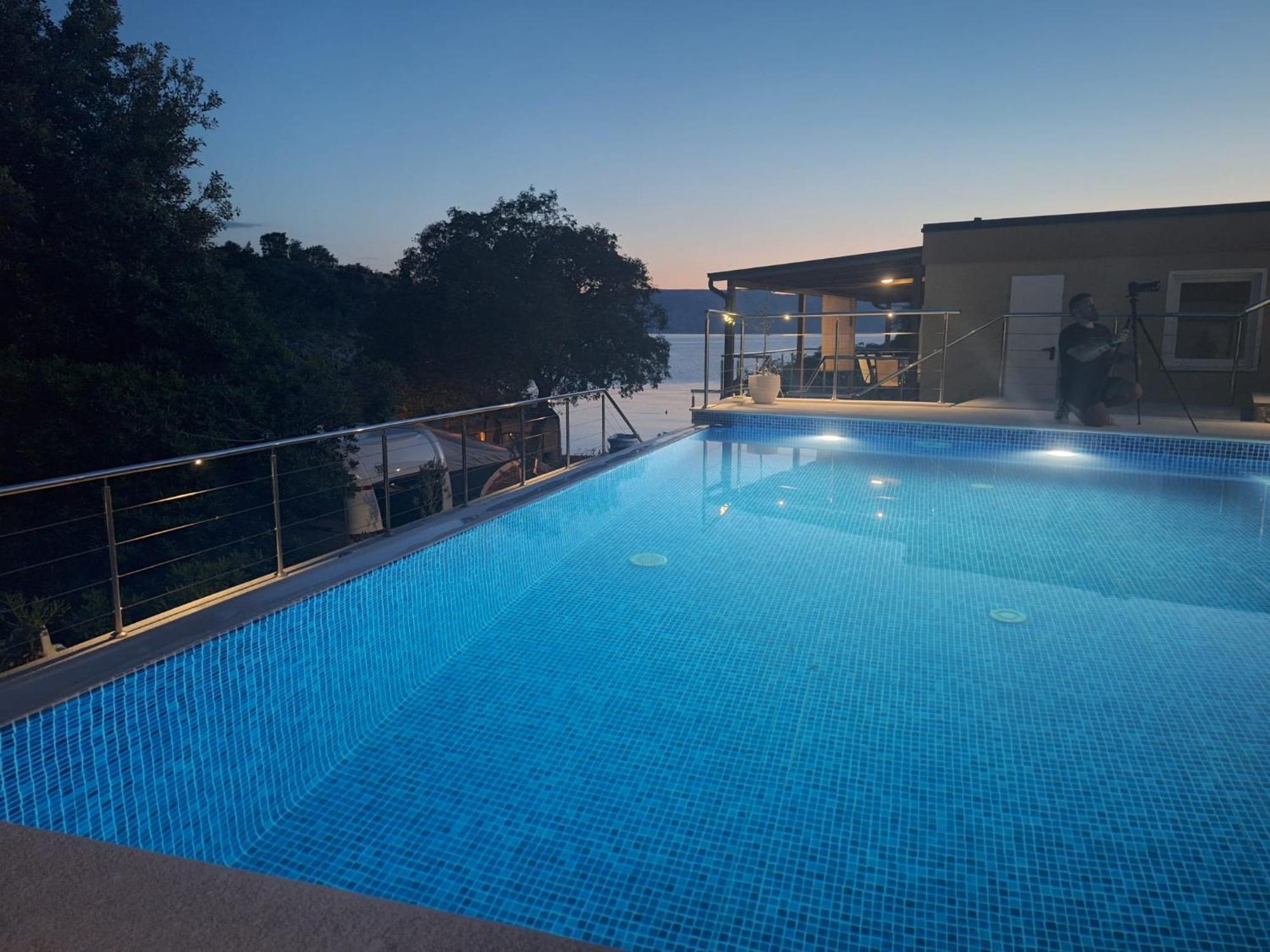 Boora Glamp Experience & Heated Infinity Pool Hotell Senj  Exteriör bild