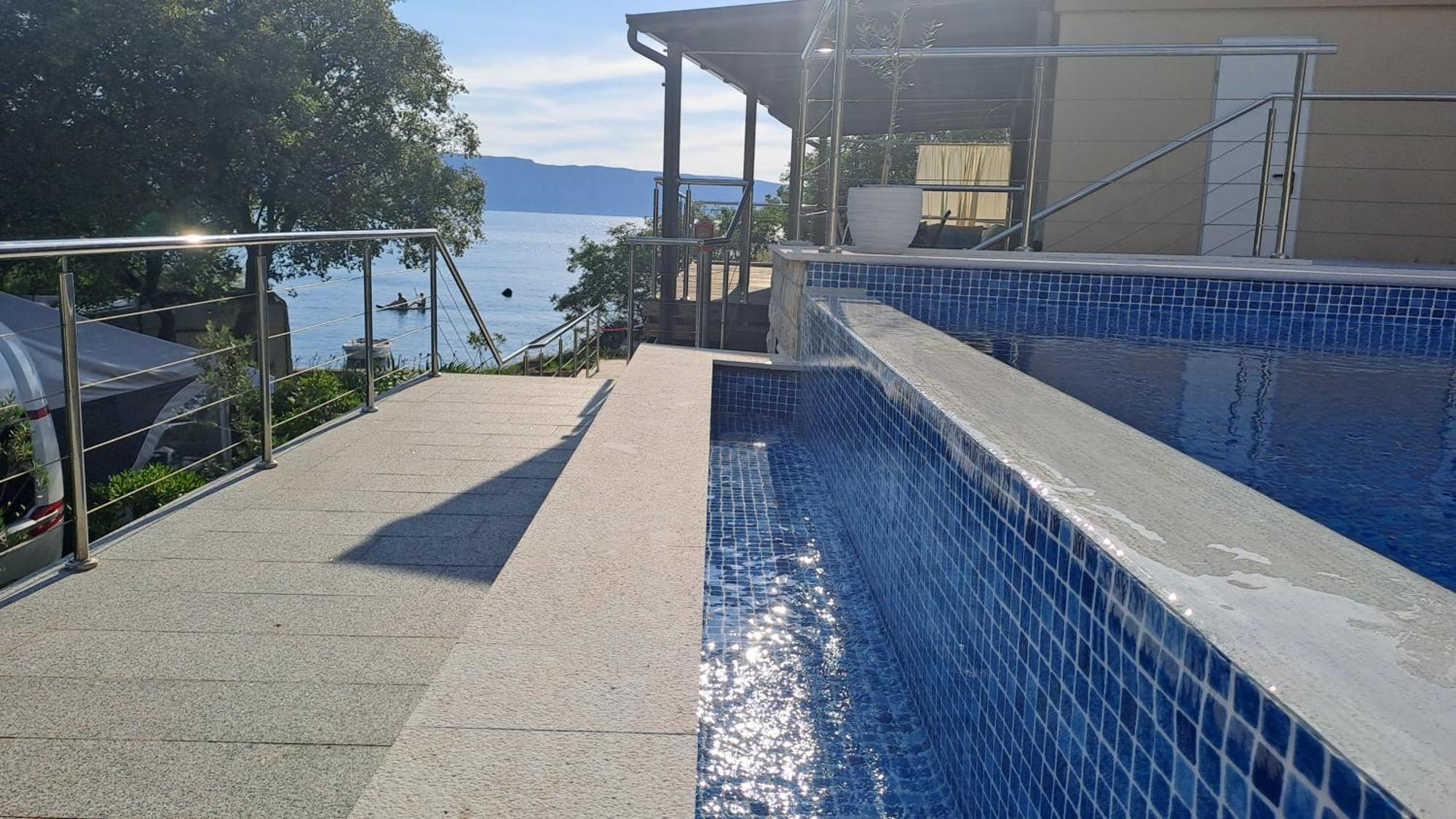 Boora Glamp Experience & Heated Infinity Pool Hotell Senj  Exteriör bild