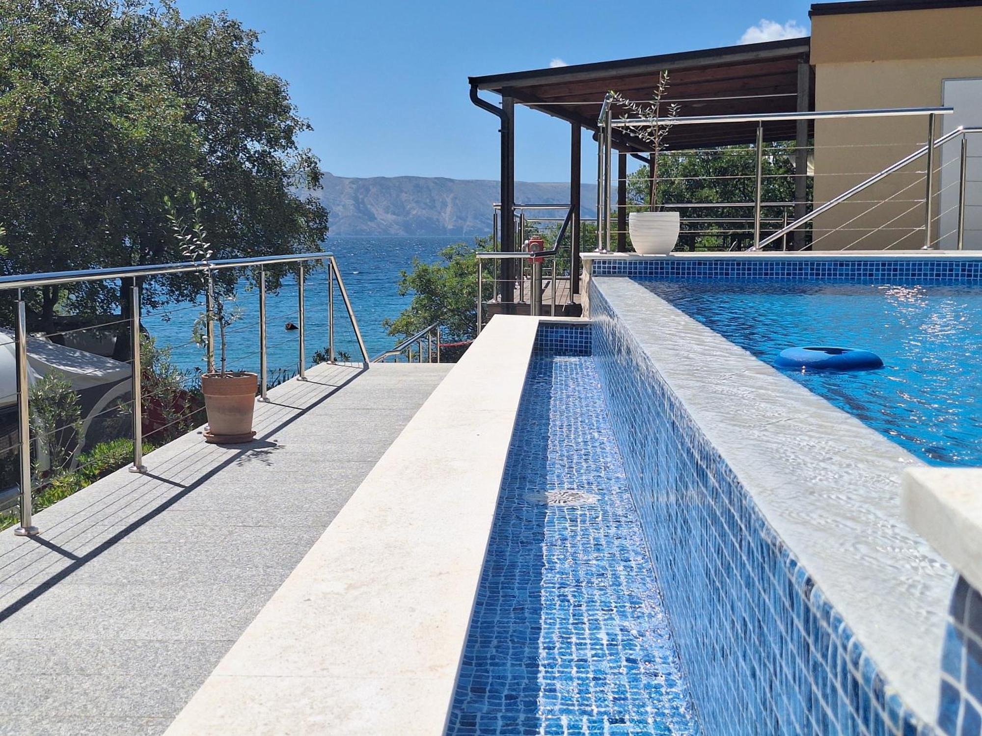 Boora Glamp Experience & Heated Infinity Pool Hotell Senj  Exteriör bild