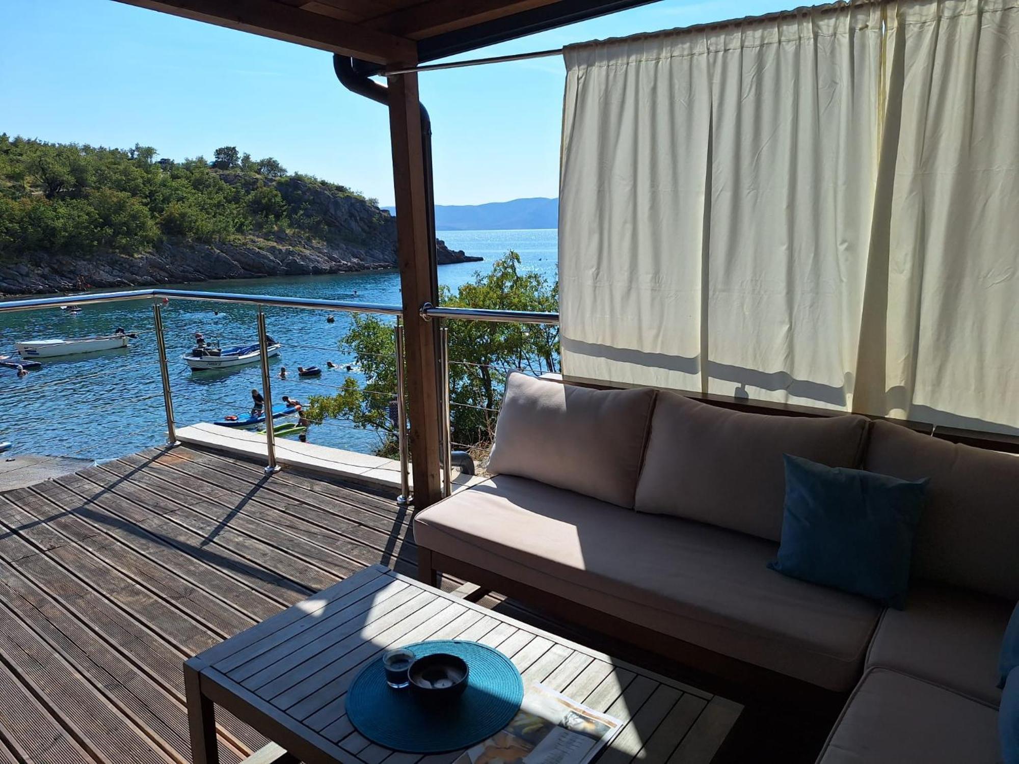 Boora Glamp Experience & Heated Infinity Pool Hotell Senj  Rum bild